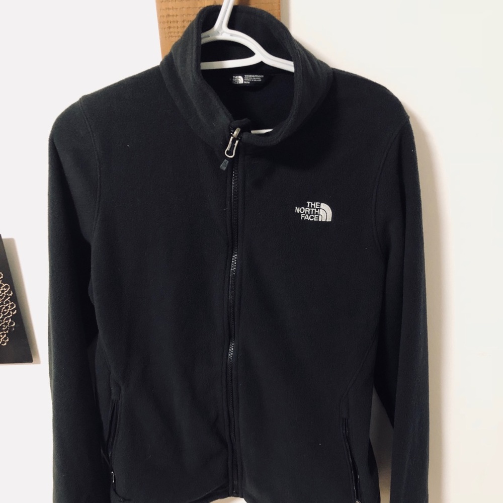 Women’s Northface fleece jacket size medium